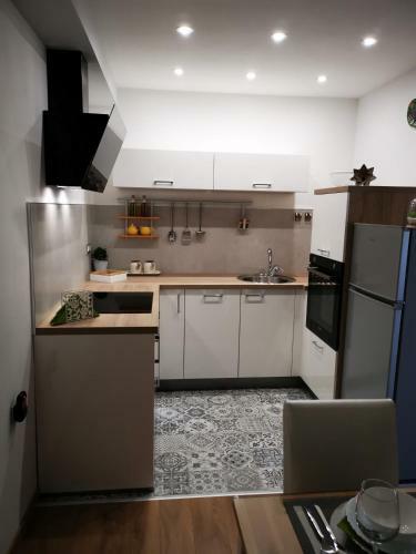 Apartment She022