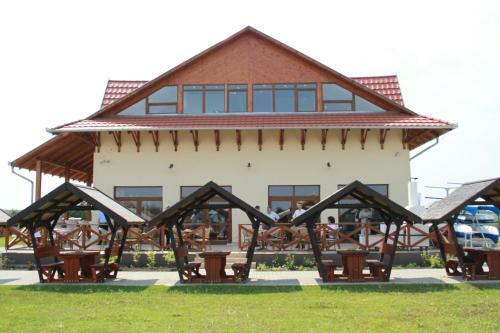 Hostal Tuzs�ri P�linka Tanya