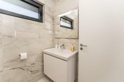 Deluxe Apartment Cigit