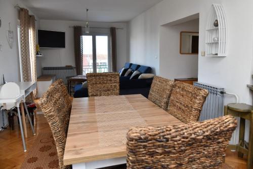 Apartments Valerija