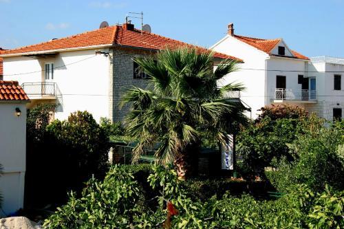 Apartments Valerija