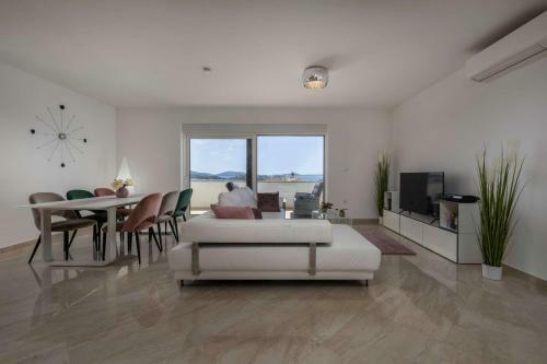 Beautiful Villa Bazzar