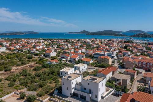 Beautiful Villa Bazzar