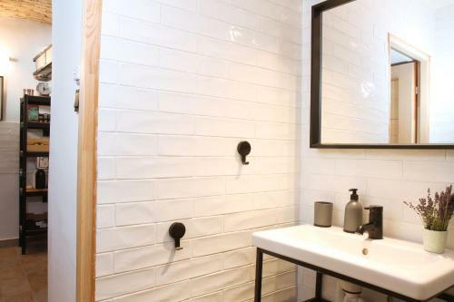 Apartamento Bem6 Romhostel: Teljes Lak�s Saj�t Terasszal