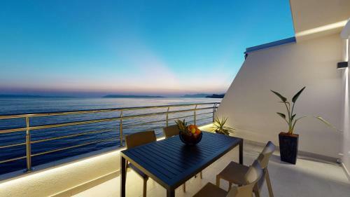 Apartamento Luxury Penthouse Adriatic Blue - On The Beach