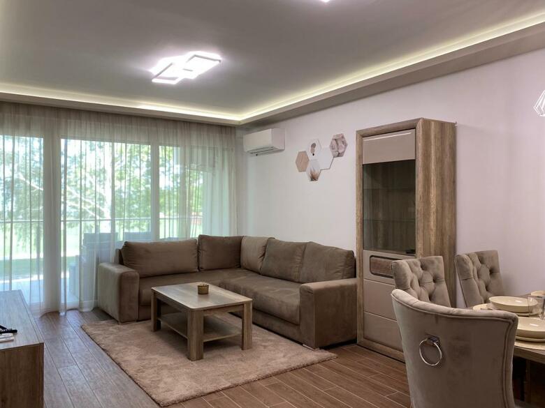 Apartamento Sunshine Homes Zam�rdi