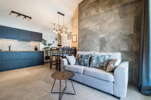 Apartments M