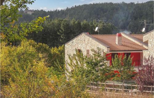 Nice Home In Cansano With 3 Bedrooms