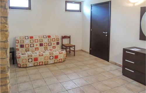 Nice Home In Cansano With 3 Bedrooms