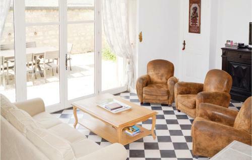 Holiday Home Ch�teau Du Rivi�re