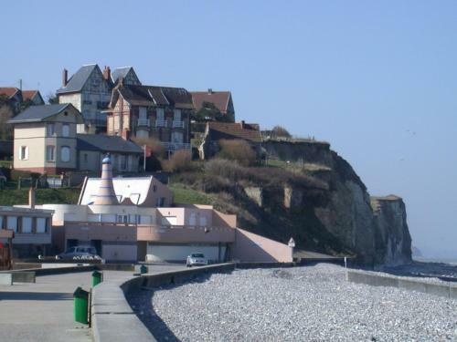 Lodge Holiday Home Saint Julien Le Bourg Dun