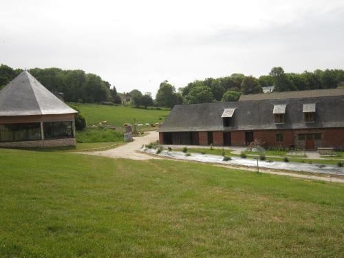 Lodge Holiday Home Saint Julien Le Bourg Dun