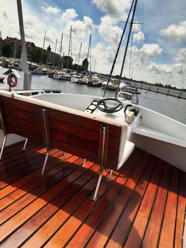 Bruno Boat - ?�d? Mieszkalna