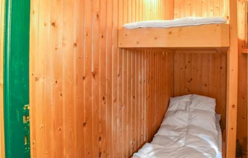 Beautiful Home In Sjusj�en With 4 Bedrooms