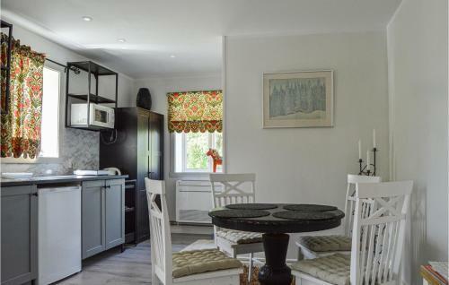 Stunning Apartment In Malmk�ping With 1 Bedrooms
