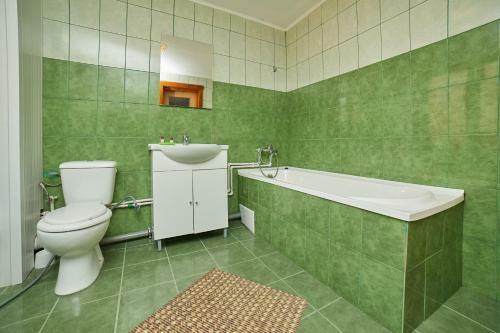 Hostal Pensiunea Col? Alb