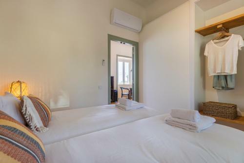 Monte Estoril Train Station - Seaside Apartment
