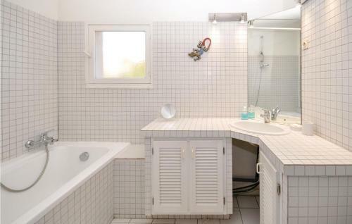 Holiday Home Av. Andre Gide