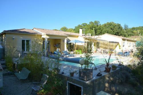 Hostal La Maison De Catherine Et Thierry