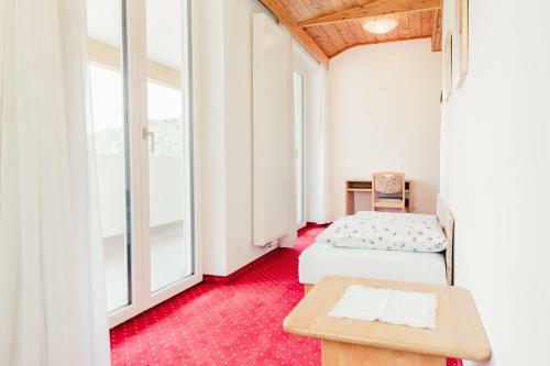 Hostal Felsenegg