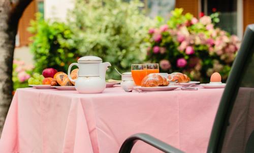 Hostal Felsenegg