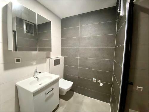 Lizbon Apartman?