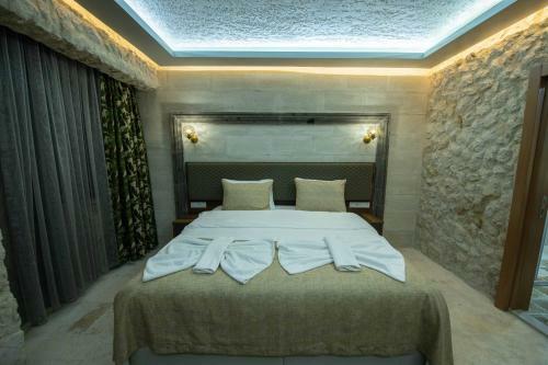 Ahiyan Hotel