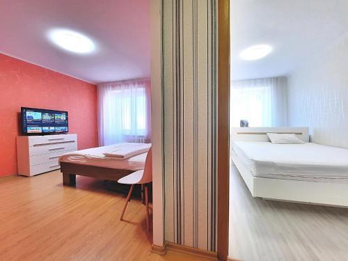 ??????? ? ????? Red And White ???? ???????????? Alex Apartments ? ?????? ??????? ????????????? ????????? 24-7