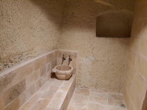 Feris Cave Hotel