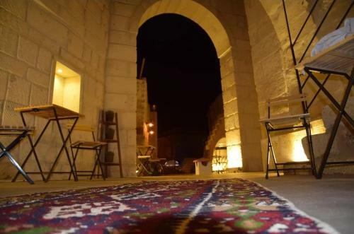Feris Cave Hotel
