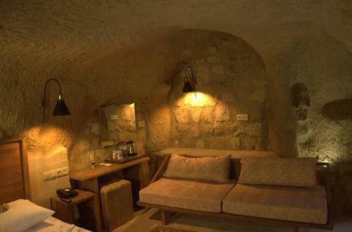 Feris Cave Hotel