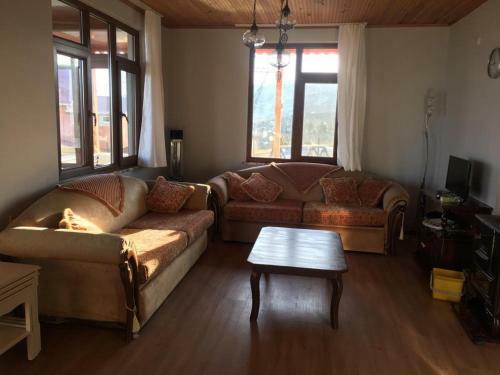 M�stakil K�y Evi
