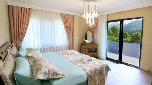 Luxury Nature Life Villa
