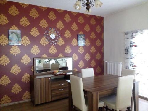Park Apartment