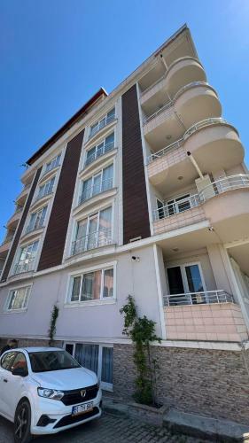 Heaven Grand Apartment