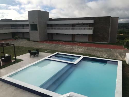 Apartamento Flat Em Gravat� C/ Piscina T�rmica E Jacuzzi