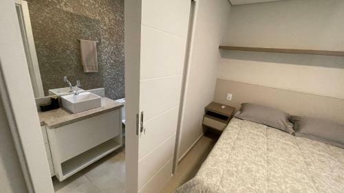 Apartamento Novinho E Confort�vel No Centro De Foz