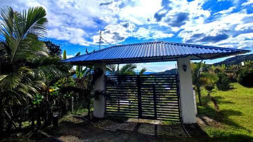Acogedora Casa De Campo Con Vista A La Monta�a