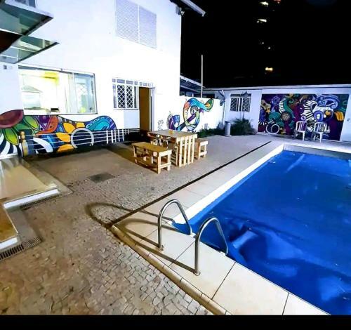 M?r!st? H0use Hostel Privativo Piscina Bairro Nobre