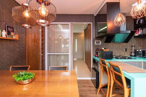 Apartamento Confort�vel De 02 Quartos No Edif�cio The Expression - Setor Bueno - Th502