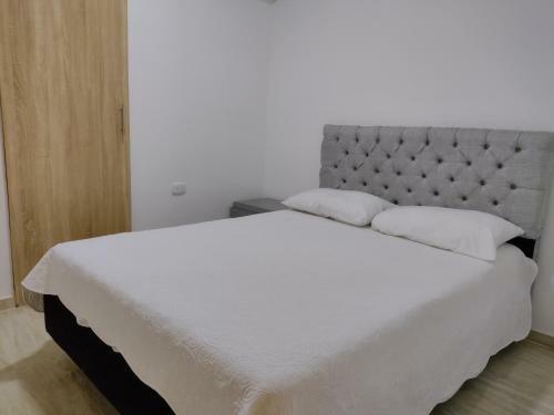 Hostel Ramirez - Hostal Santa Rosa