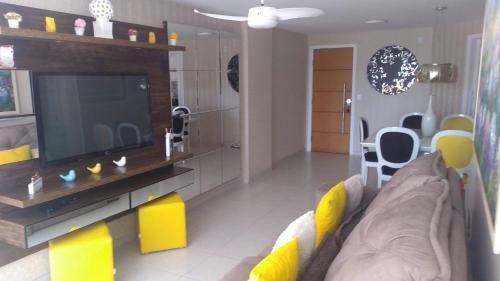 Apartamento A J�ia Da Praia Do Morro! Perto De Tudo.