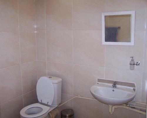 Hostal Aloha Africa Guest House @humewood Beachfront