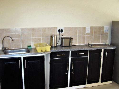 Hostal Aloha Africa Guest House @humewood Beachfront