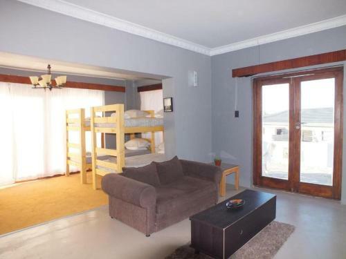 Hostal Aloha Africa Guest House @humewood Beachfront