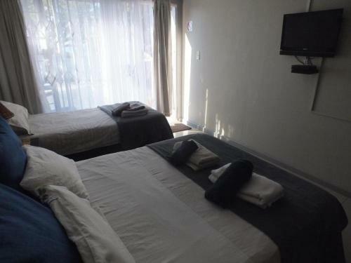 Hostal Aloha Africa Guest House @humewood Beachfront