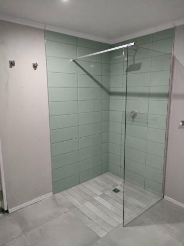Apartamento The Travellers Inn, Short Road