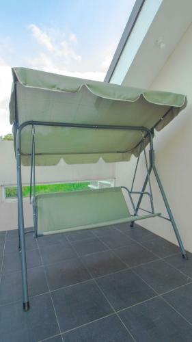 Villa Kedondong With Private Pool And Rooftop