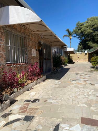 Hostal De African Rock Guesthouse