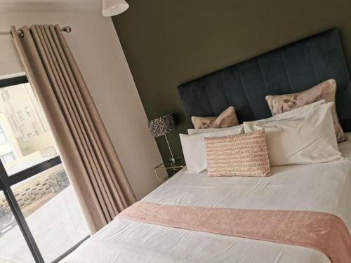 Apartamento An Upmarket 3 Bedroom Waterfall - Teasa Group